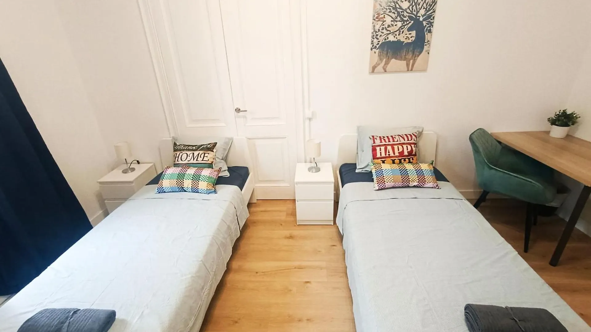 Barcelona Rooms - Via Laietana Hostel
