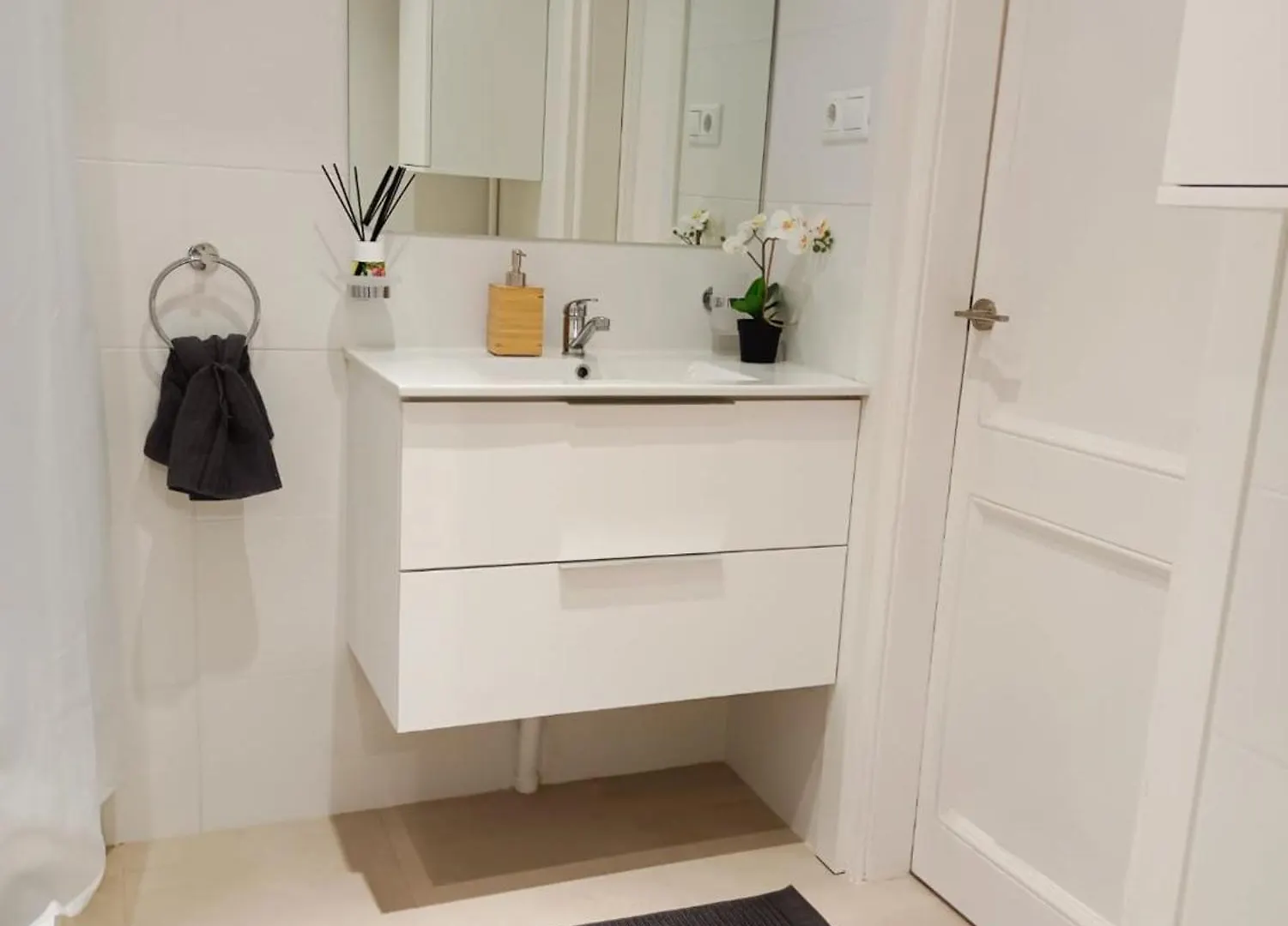 Barcelona Rooms - Via Laietana 0*,  Ισπανία
